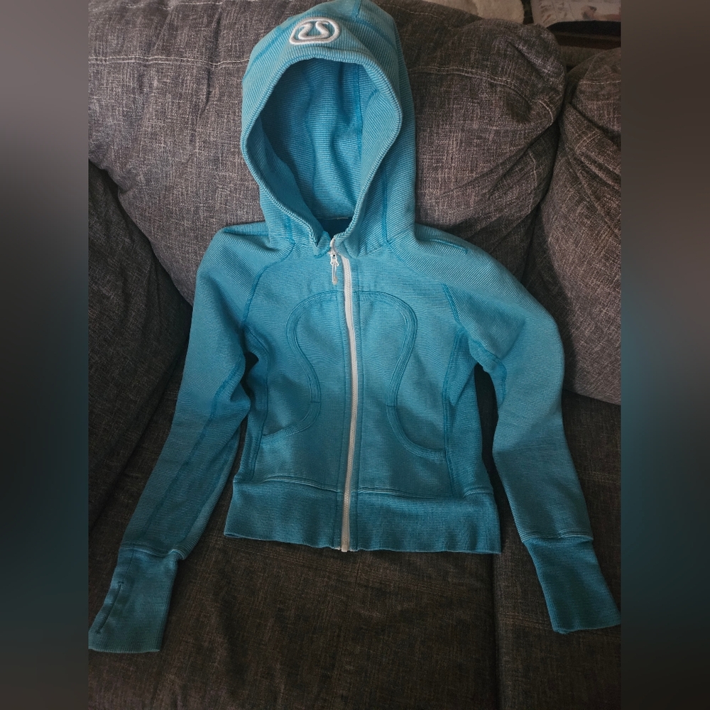 Lululemon Turquoise Full Zip Hoodie. 18ptp